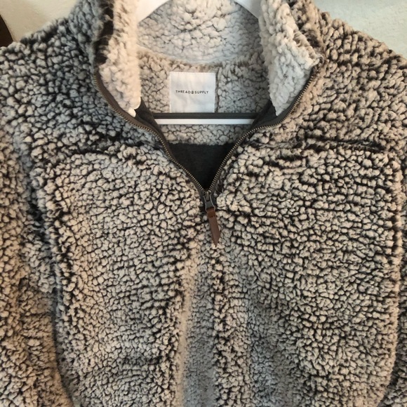 Thread & Supply wubby pullover - Picture 3 of 5